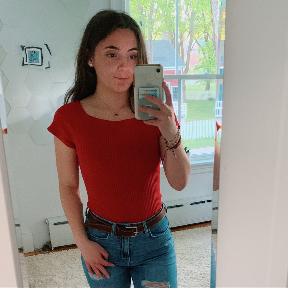 H&M red ribbed shirt
